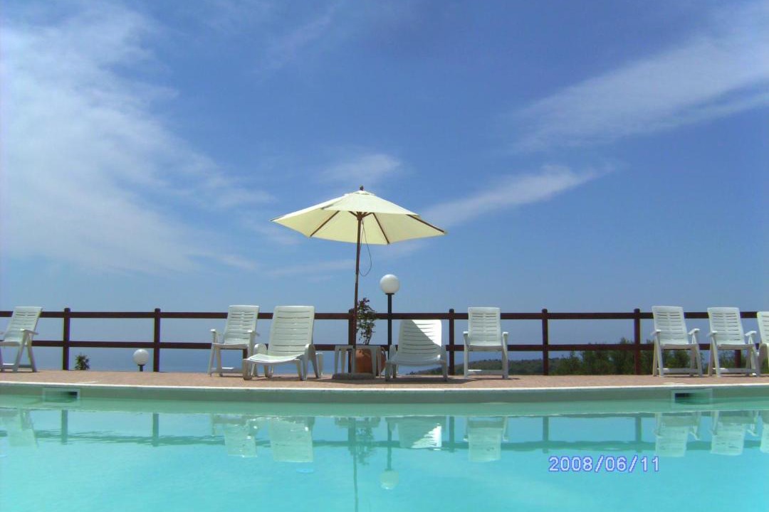 Photo of Others in Camerota