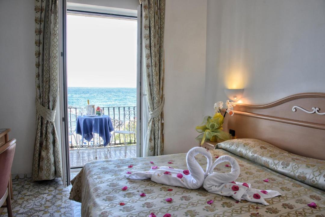 Photo of Bedroom in Ischia Porto