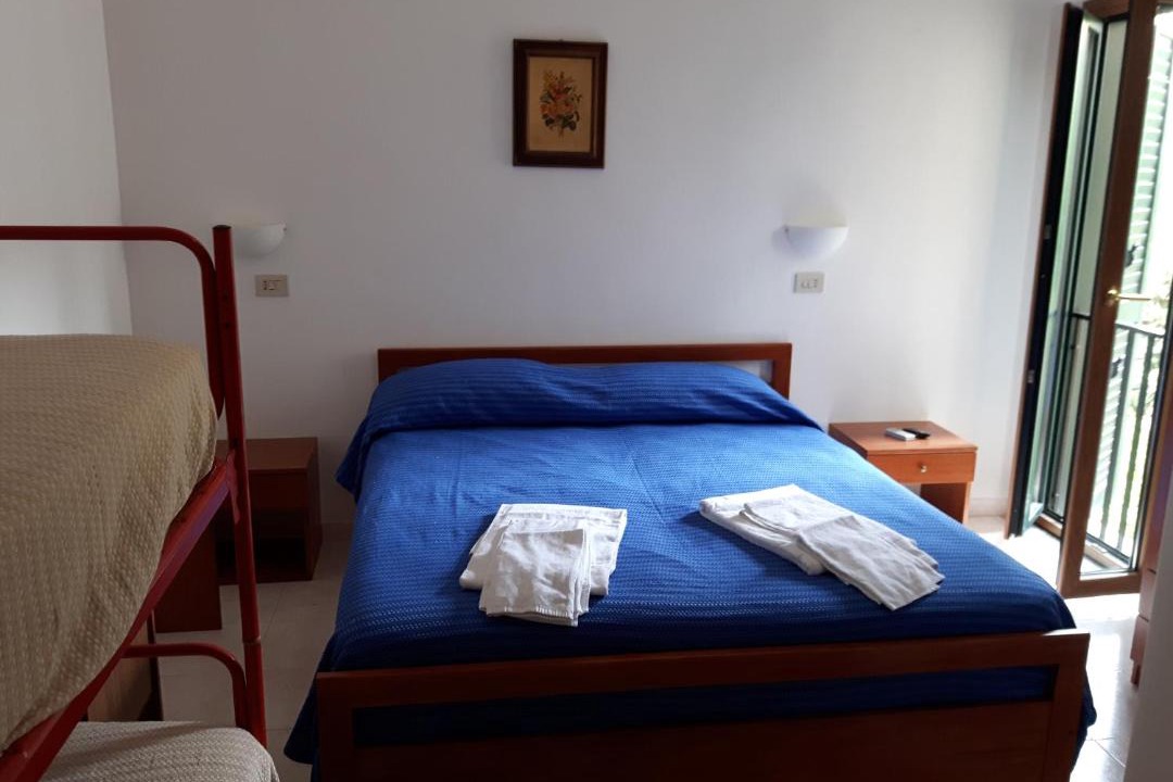 Photo of Bedroom in Palinuro