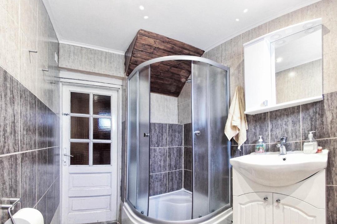Photo of Bathroom in Cisnadioara