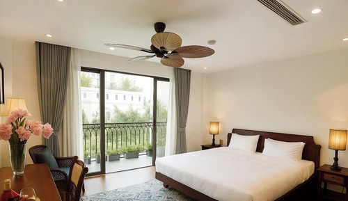Luxury Penthouse, 1 King Bed, City View