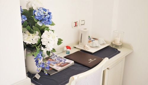 Standard Double Room, Balcony, Garden View