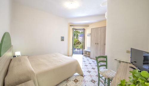 Classic Double or Twin Room, Garden View
