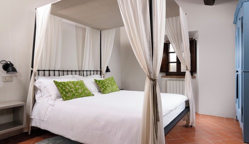 Appartamento 2 camere da letto- 4 km da edificio principale