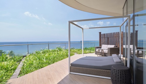 Standard Room, 1 King Bed, Balcony, Ocean View