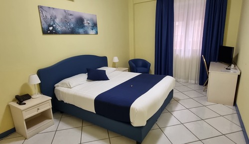 Economy Room