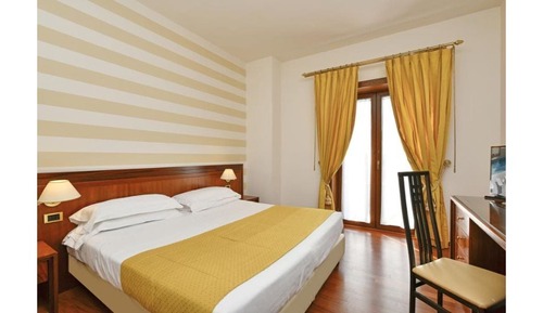 Standard Room, 2 Twin Beds