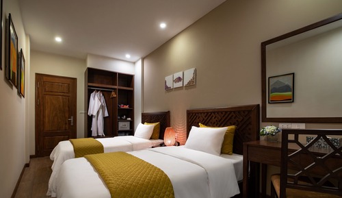Deluxe Double or Twin Room