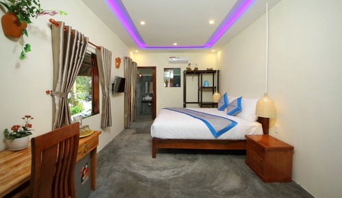 Deluxe Double Room, Garden View