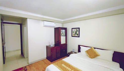 Economy Room