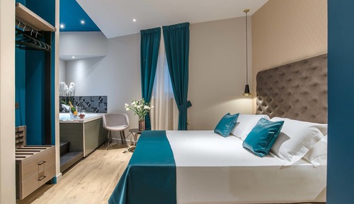 Deluxe Double Room, Jetted Tub, Ground Floor