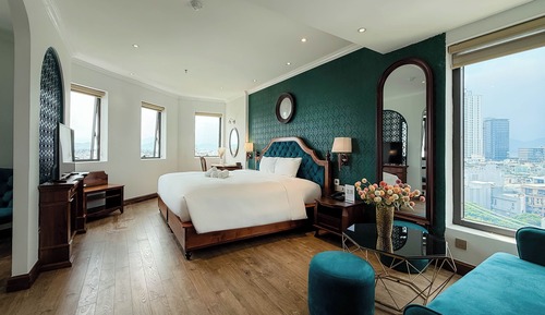 Junior Studio Suite, River View