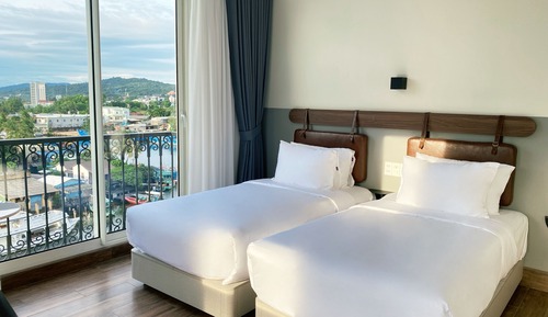 Junior Twin Room, River View