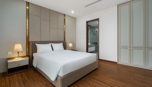 Signature Studio Suite, 3 Bedrooms
