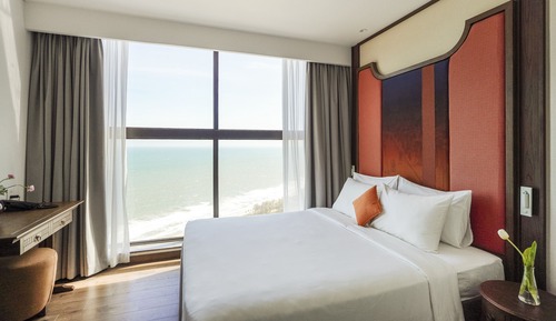 Luxury Apartment, 2 Bedrooms, Balcony, Beach View
