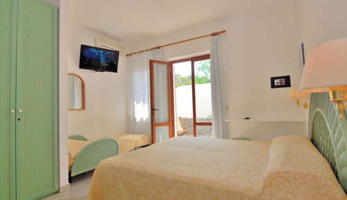 Comfort Triple Room