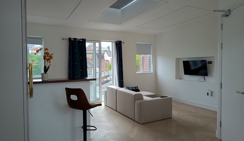 Luxury Studio Suite, 1 King Bed, Ensuite, City View