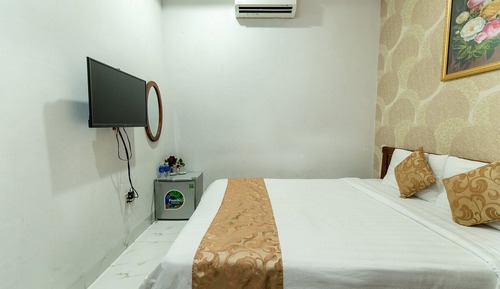 Single Room (No View)