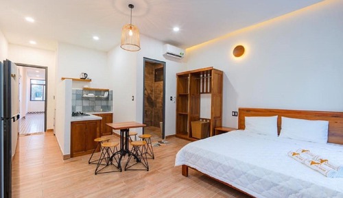 Deluxe Apartment
