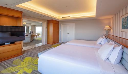 Family Suite, Multiple Beds, Non Smoking, Ocean View (King's)
