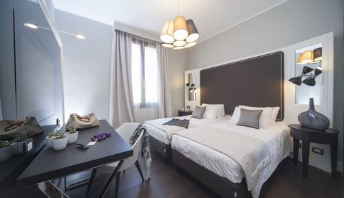 Classic Double Room