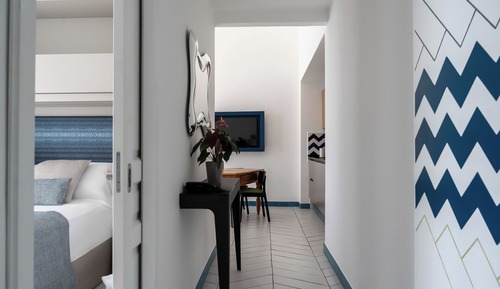 Suite, 2 Bedrooms, Sea View, Annex Building, outside the main hotel