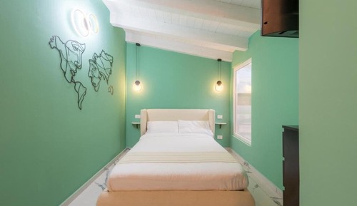 Romantic Studio, Mountainside