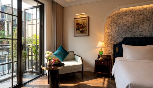 Suite twin room with balcony