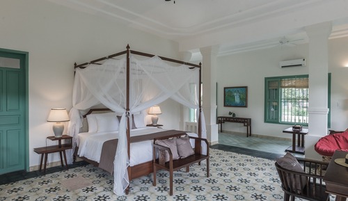 Colonial Villa