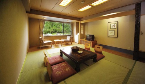 Japanese Style Room for 4-5 People, Non Smoking