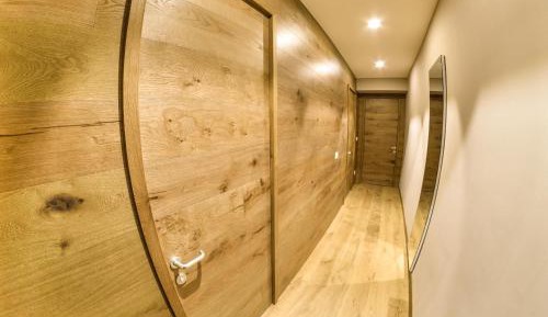 Two Connecting Rooms (5 Adults)