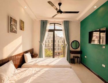 Deluxe Queen Room with Two Queen Beds