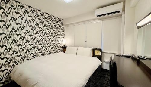 King Room - Non-Smoking