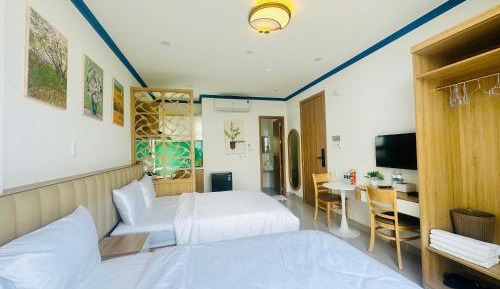 Family Two-Bedroom Apartment with View