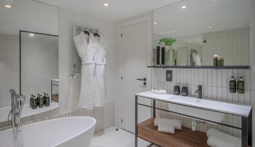 The Marylebone Suite with Executive Lounge Access