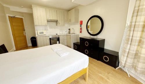 Deluxe Double Studio