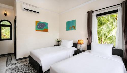 Standard Double or Twin Room with Garden View