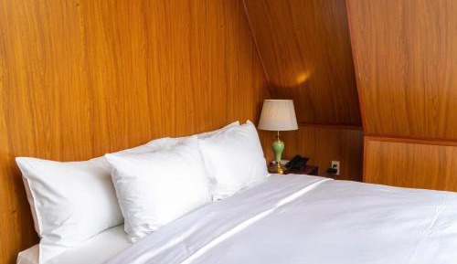 King Room with Balcony