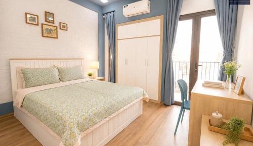 Two-Bedroom Apartment with Balcony