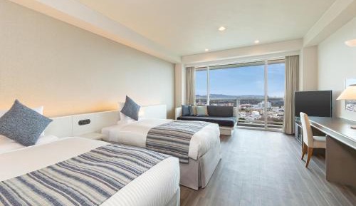 Standard Twin Room with Ocean View