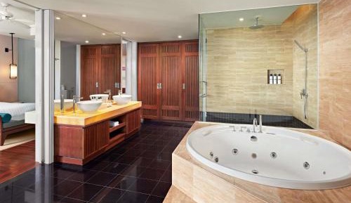 Junior Suite with Balcony