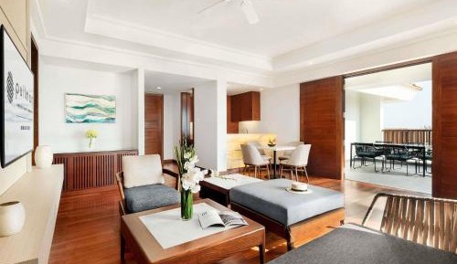 Junior Family Suite with One King Bed and One Bunk bed - Private Balcony