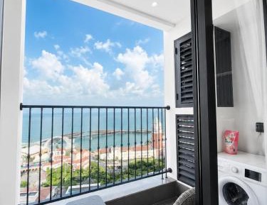 Studio with Sea View