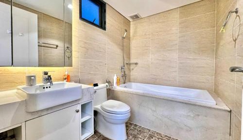 Three-Bedroom Superior Apartment