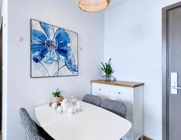 Three-Bedroom Apartment with Balcony