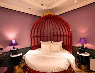 Queen Suite - Ground Floor