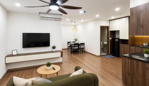 Three-Bedroom Apartment with View