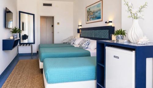 Classic Quadruple Room