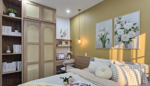 Two-Bedroom Apartment with Balcony