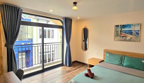 King Room with Balcony
